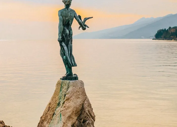 Palazzo Del Mar Opatija By Guide * Mošćenička Draga