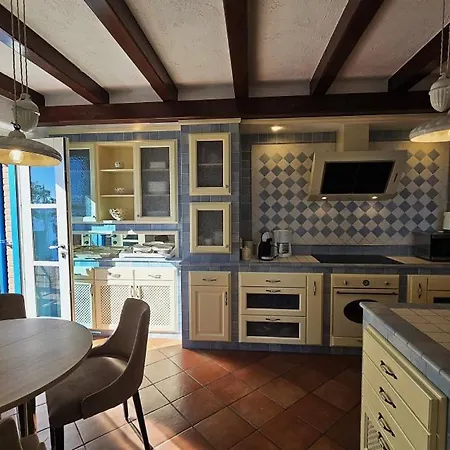 Villa Palazzo Del Mar Opatija By Guide