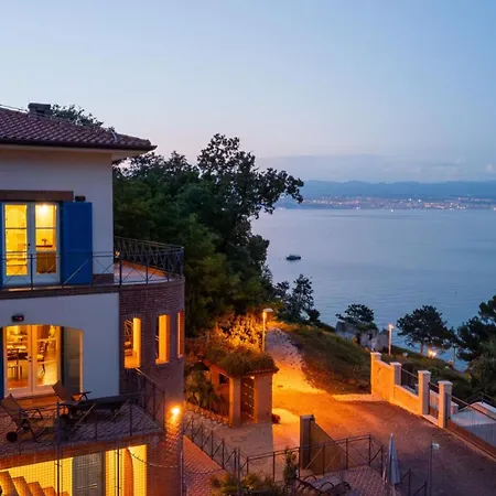 Palazzo Del Mar Opatija By Guide ヴィラ Mošćenička Draga