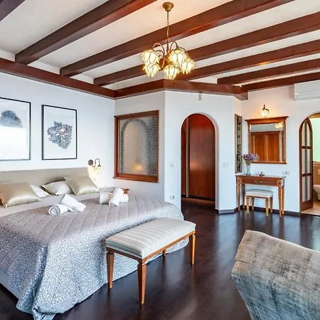 Palazzo Del Mar Opatija By Guide *